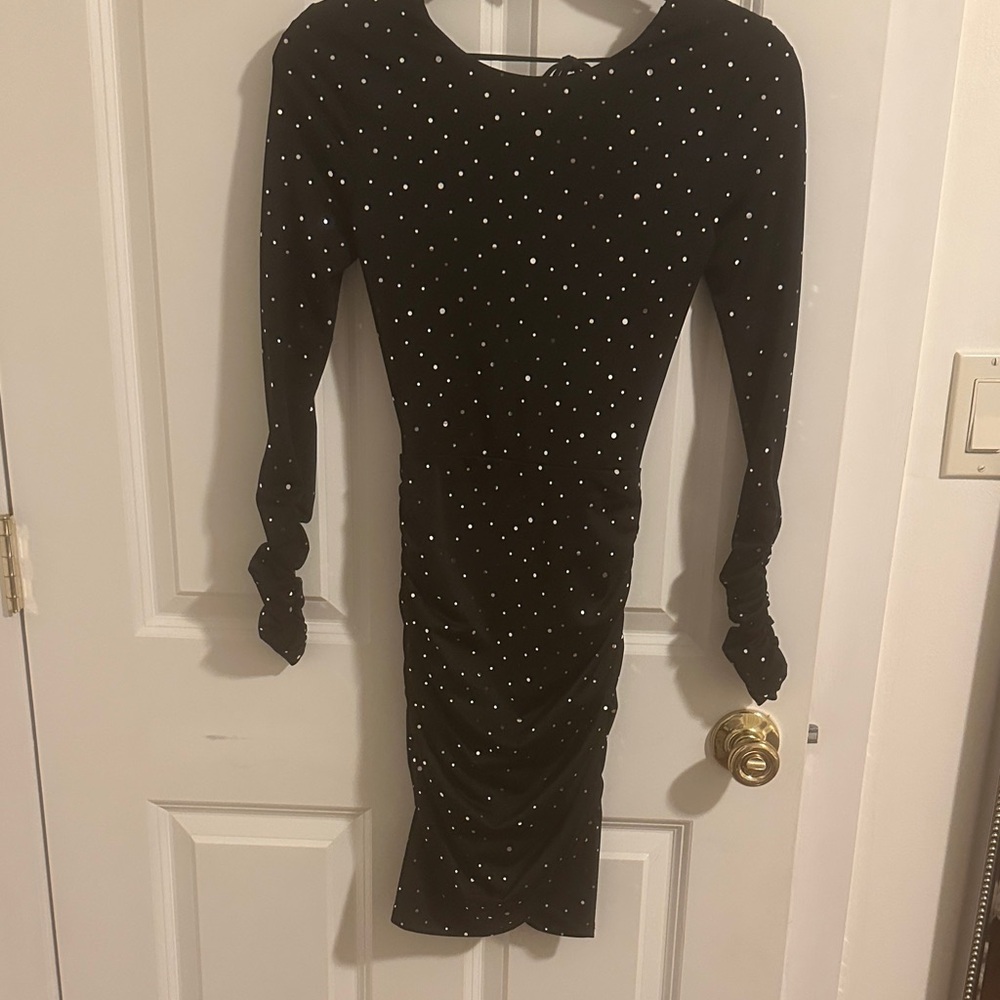 Elegant Black Sparkly backless dress